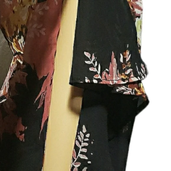 Halogen Chiffon Dark Floral Blouse w/"Cold Arm" Ruffled Sleeve size Halogen 1 - Picture 3 of 8